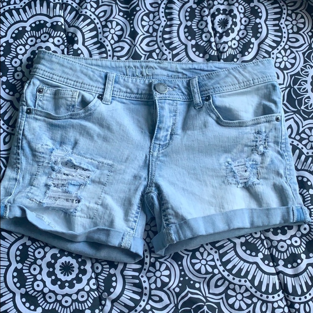 Rue 21 distressed shorts with lace
